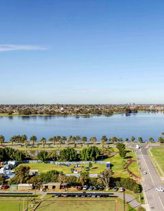Ibis Styles East Perth Hotel