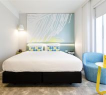 Ibis Styles East Perth Hotel Room