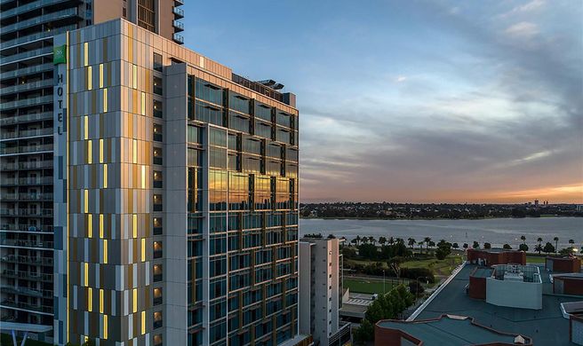 Ibis Styles East Perth Hotel Exterior