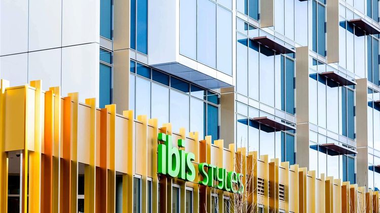 Ibis Styles East Perth Hotel Exterior