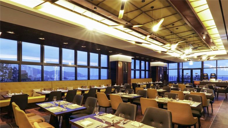 <b>Mercure Ambassador Ulsan Restaurant</b>. Images powered by <a href="https://iceportal.shijigroup.com/" title="IcePortal" target="_blank">IcePortal</a>.