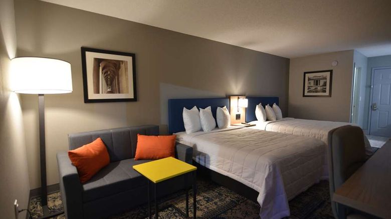 <b>Baymont by Wyndham Pine Grove Suite</b>. Images powered by <a href="https://iceportal.shijigroup.com/" title="IcePortal" target="_blank">IcePortal</a>.