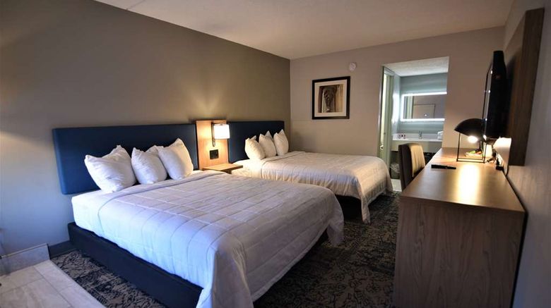 <b>Baymont by Wyndham Pine Grove Room</b>. Images powered by <a href="https://iceportal.shijigroup.com/" title="IcePortal" target="_blank">IcePortal</a>.