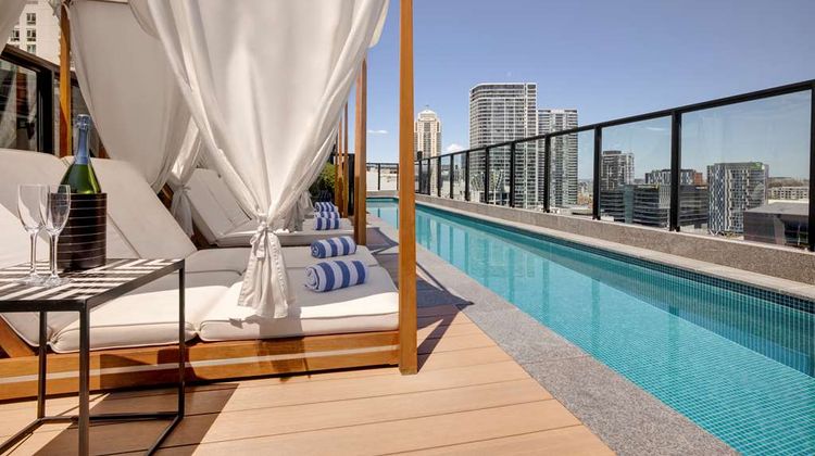 Vibe Hotel Sydney Darling Harbour Pool