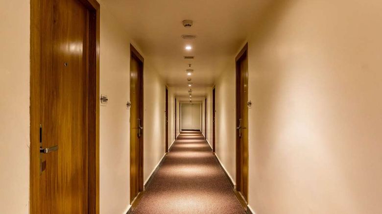 <b>Quality Inn Ramachandra Lobby</b>. Images powered by <a href="https://iceportal.shijigroup.com/" title="IcePortal" target="_blank">IcePortal</a>.