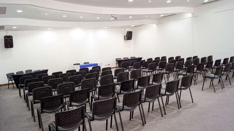 <b>Hotel Factory Green Room</b>. Images powered by <a href="https://iceportal.shijigroup.com/" title="IcePortal" target="_blank">IcePortal</a>.