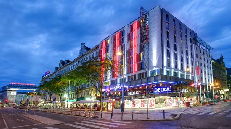 <b>IntercityHotel Wien Exterior</b>. Images powered by <a href="https://iceportal.shijigroup.com/" title="IcePortal" target="_blank">IcePortal</a>.