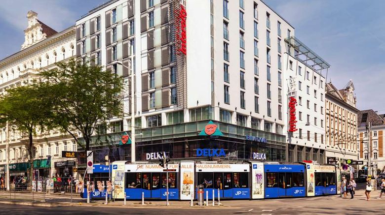 <b>IntercityHotel Wien Exterior</b>. Images powered by <a href="https://iceportal.shijigroup.com/" title="IcePortal" target="_blank">IcePortal</a>.
