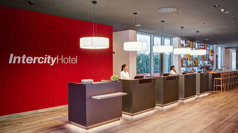 <b>IntercityHotel Hauptbahnhof Sud Lobby</b>. Images powered by <a href="https://iceportal.shijigroup.com/" title="IcePortal" target="_blank">IcePortal</a>.