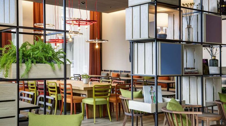 <b>IntercityHotel Hauptbahnhof Sud Restaurant</b>. Images powered by <a href="https://iceportal.shijigroup.com/" title="IcePortal" target="_blank">IcePortal</a>.
