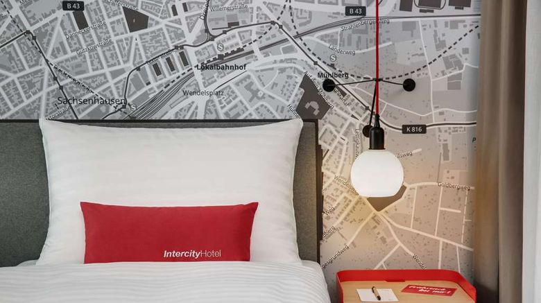 <b>IntercityHotel Hauptbahnhof Sud Room</b>. Images powered by <a href="https://iceportal.shijigroup.com/" title="IcePortal" target="_blank">IcePortal</a>.