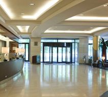 Steigenberger Airport Hotel Lobby