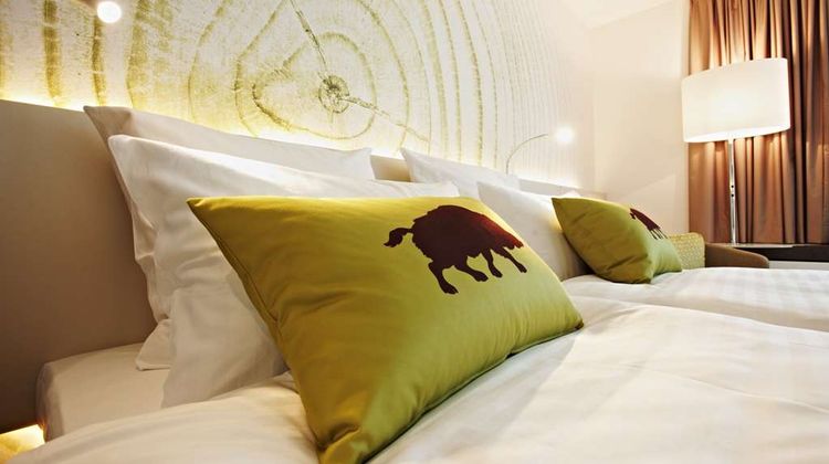 Steigenberger Airport Hotel Room
