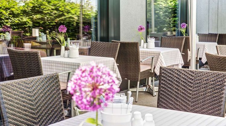 IntercityHotel Berlin Airport Area North Restaurant