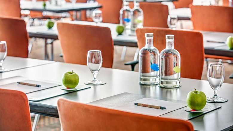 <b>IntercityHotel Berlin Airport Area North Meeting</b>. Images powered by <a href="https://iceportal.shijigroup.com/" title="IcePortal" target="_blank">IcePortal</a>.