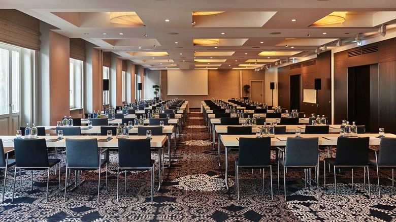 <b>Steigenberger Icon Grandhotel Handelshof Meeting</b>. Images powered by <a href="https://iceportal.shijigroup.com/" title="IcePortal" target="_blank">IcePortal</a>.