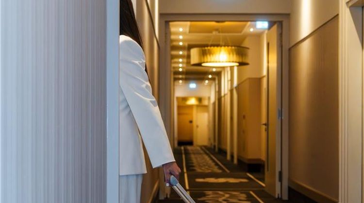 Steigenberger Icon Grandhotel Handelshof Room