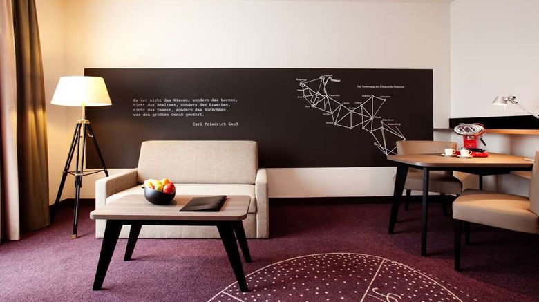<b>Steigenberger Parkhotel Braunschweig Room</b>. Images powered by <a href="https://iceportal.shijigroup.com/" title="IcePortal" target="_blank">IcePortal</a>.