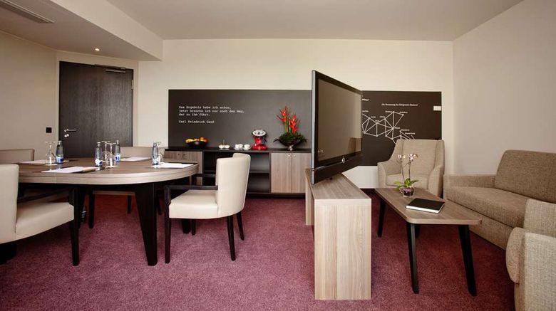 <b>Steigenberger Parkhotel Braunschweig Meeting</b>. Images powered by <a href="https://iceportal.shijigroup.com/" title="IcePortal" target="_blank">IcePortal</a>.