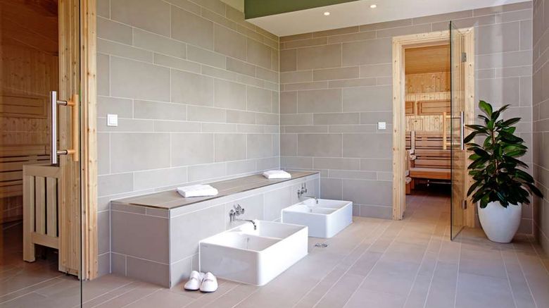 <b>Steigenberger Parkhotel Braunschweig Spa</b>. Images powered by <a href="https://iceportal.shijigroup.com/" title="IcePortal" target="_blank">IcePortal</a>.