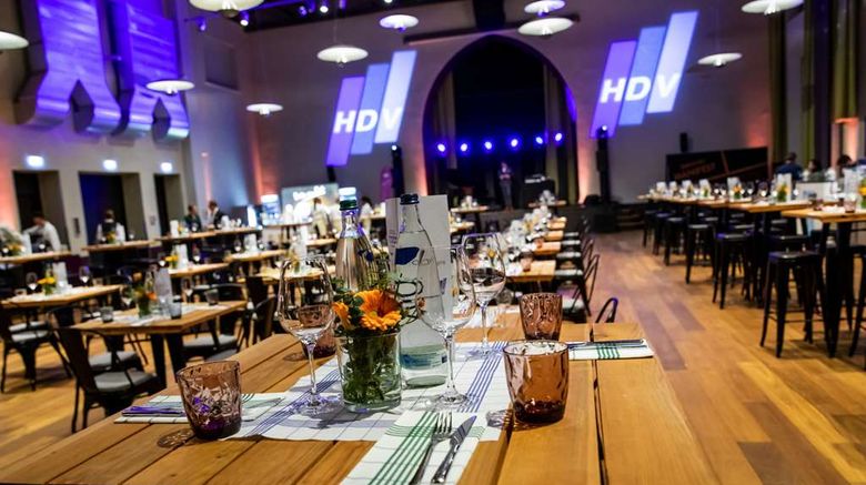 <b>Steigenberger Parkhotel Braunschweig Meeting</b>. Images powered by <a href="https://iceportal.shijigroup.com/" title="IcePortal" target="_blank">IcePortal</a>.