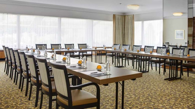 <b>Steigenberger Hotel Bad Neuenahr Meeting</b>. Images powered by <a href="https://iceportal.shijigroup.com/" title="IcePortal" target="_blank">IcePortal</a>.