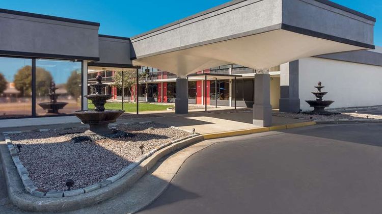 Econo Lodge Cave City Exterior