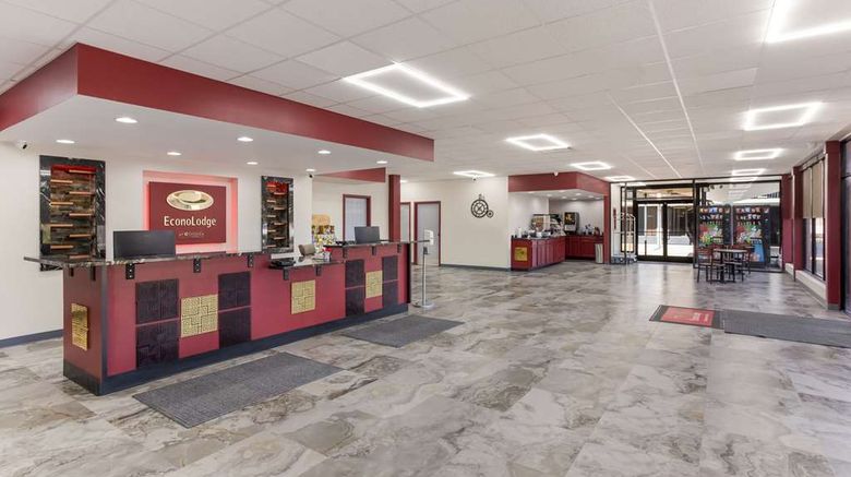 <b>Econo Lodge Cave City Lobby</b>. Images powered by <a href="https://iceportal.shijigroup.com/" title="IcePortal" target="_blank">IcePortal</a>.