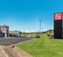 Econo Lodge Cave City Exterior