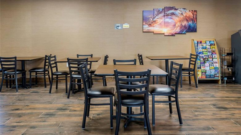 <b>The Waves Hotel an Ascend Hotel Restaurant</b>. Images powered by <a href="https://iceportal.shijigroup.com/" title="IcePortal" target="_blank">IcePortal</a>.