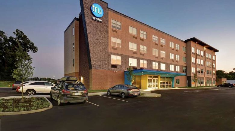 Tru by Hilton Cincinnati Airport Exterior. Images powered by <a href="https://iceportal.shijigroup.com" target="_blank" rel="noopener">Ice Portal</a>.