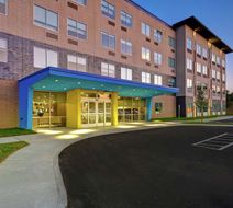 Tru by Hilton Cincinnati Airport Exterior