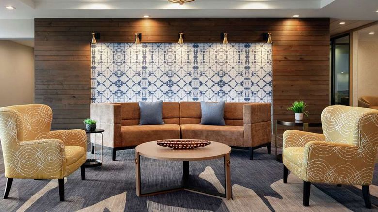 <b>Homewood Suites by Hilton Horsham Lobby</b>. Images powered by <a href="https://iceportal.shijigroup.com/" title="IcePortal" target="_blank">IcePortal</a>.