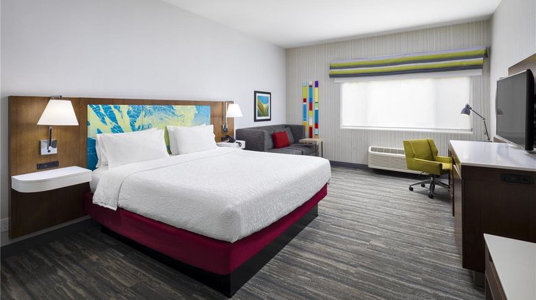 <b>Hampton Inn Encinitas Cardiff Beach Area Room</b>. Images powered by <a href="https://iceportal.shijigroup.com/" title="IcePortal" target="_blank">IcePortal</a>.