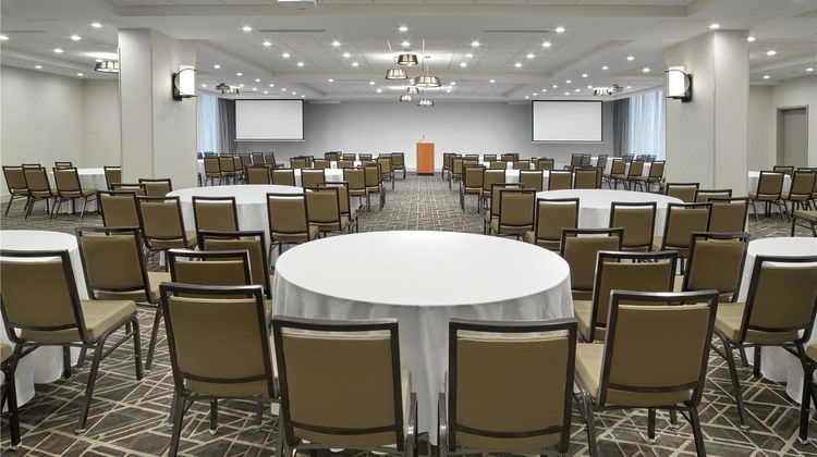 DoubleTree by Hilton Edmonton Downtown Meeting