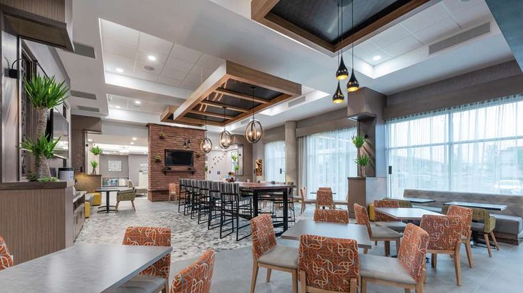Hampton Inn & Suites Charlottetown Restaurant