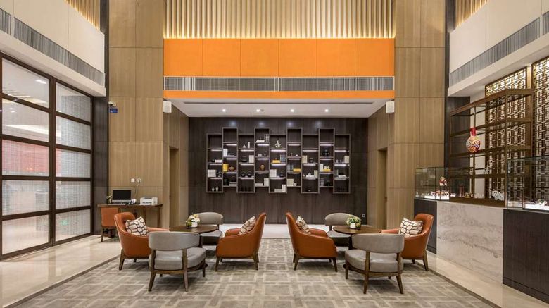 <b>Ramada by Wyndham Baoji Jintai Lobby</b>. Images powered by <a href="https://iceportal.shijigroup.com/" title="IcePortal" target="_blank">IcePortal</a>.