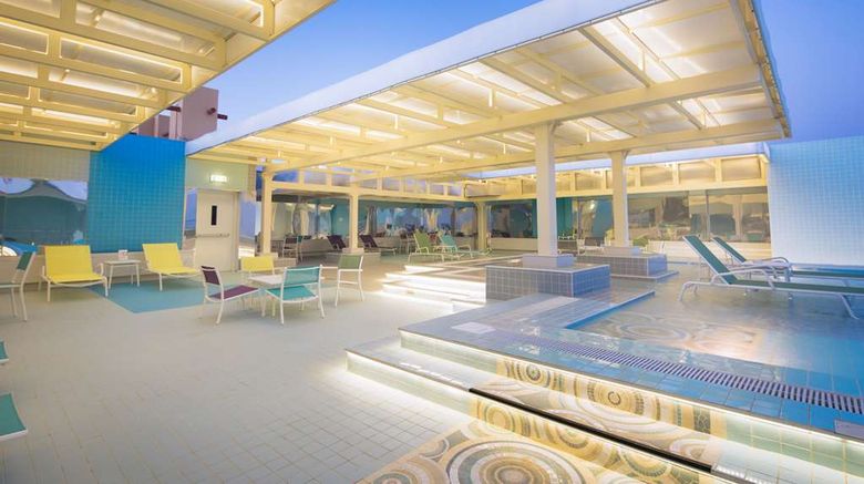 <b>Ayla Bawadi Hotel and Mall Pool</b>. Images powered by <a href="https://iceportal.shijigroup.com/" title="IcePortal" target="_blank">IcePortal</a>.
