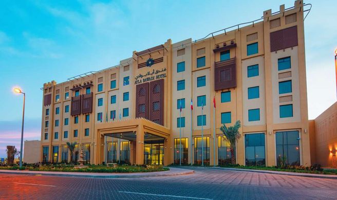 Ayla Bawadi Hotel and Mall Exterior