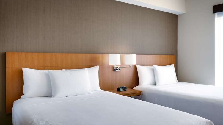 Hyatt Place Anchorage Midtown Room