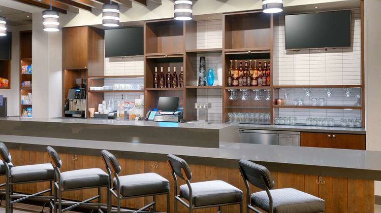 Hyatt Place Anchorage Midtown Restaurant