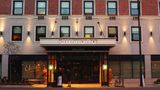 Hotel Lincoln Exterior