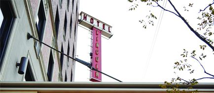 Hotel Lincoln Exterior