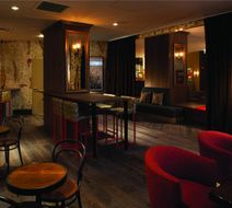 Hotel Lincoln Lobby