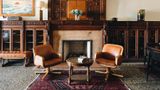 <b>Chicago Athletic Association Hotel Suite</b>. Images powered by <a href="https://iceportal.shijigroup.com/" title="IcePortal" target="_blank">IcePortal</a>.