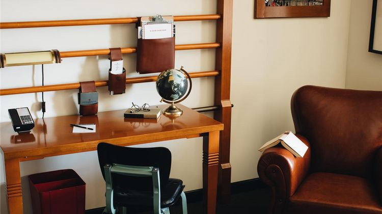 Chicago Athletic Association Hotel Room