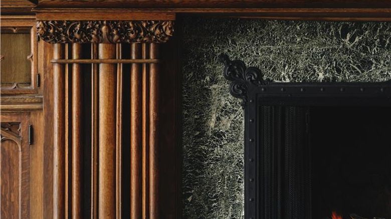 <b>Chicago Athletic Association Hotel Ballroom</b>. Images powered by <a href="https://iceportal.shijigroup.com/" title="IcePortal" target="_blank">IcePortal</a>.