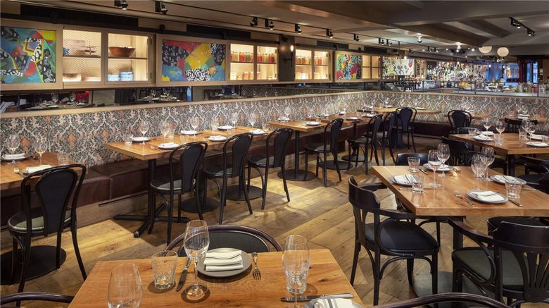 <b>Park South Hotel Restaurant</b>. Images powered by <a href="https://iceportal.shijigroup.com/" title="IcePortal" target="_blank">IcePortal</a>.