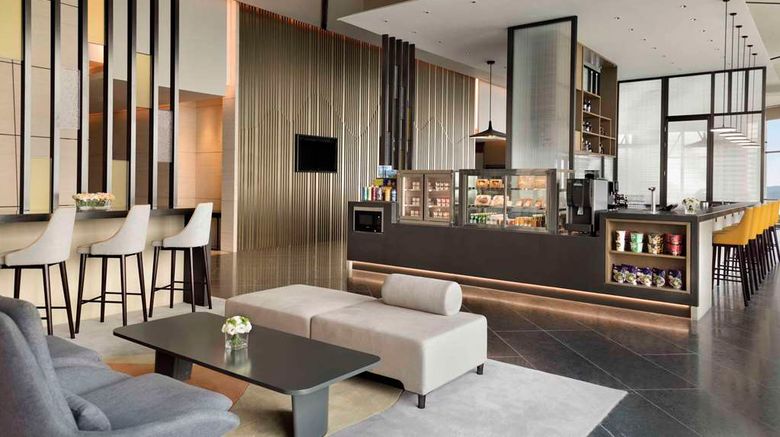 <b>Hyatt Place Liuzhou Lobby</b>. Images powered by <a href="https://iceportal.shijigroup.com/" title="IcePortal" target="_blank">IcePortal</a>.