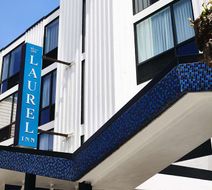 Laurel Inn Exterior